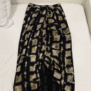 Zara Black and Tan Patterned Midi Skirt